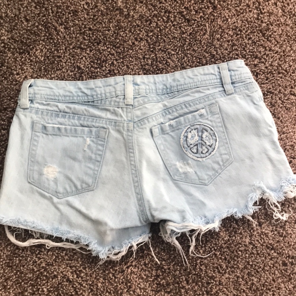 Jean short daisy dukes